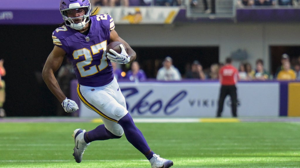 Vikings return RB Jordan Mason from injured reserve after broken thumb kept him out last 4 games — WCCO / CBS Minnesota, Maple Grove Sports news