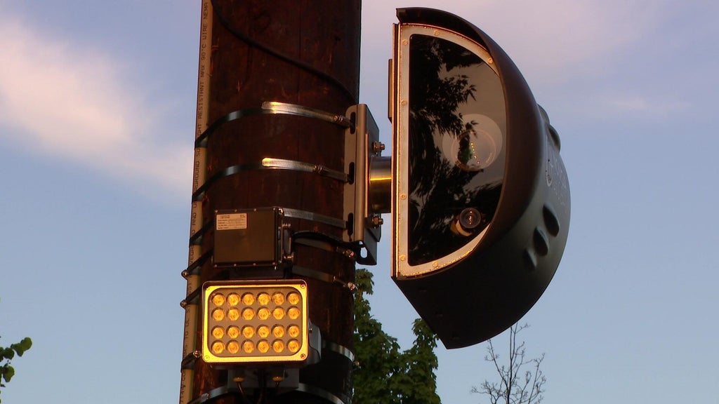 Do speed cameras make drivers slow down? — WCCO / CBS Minnesota, Maple Grove Technology news