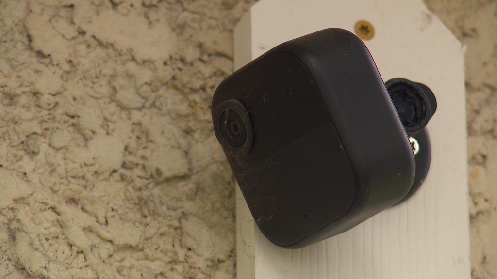 Serial Minneapolis peeping tom has long criminal history, could face more charges — WCCO / CBS Minnesota, Maple Grove Community news