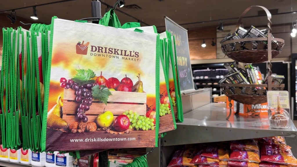 Hopkins grocery store seeks community support amid sales struggles — WCCO / CBS Minnesota, Maple Grove Government news