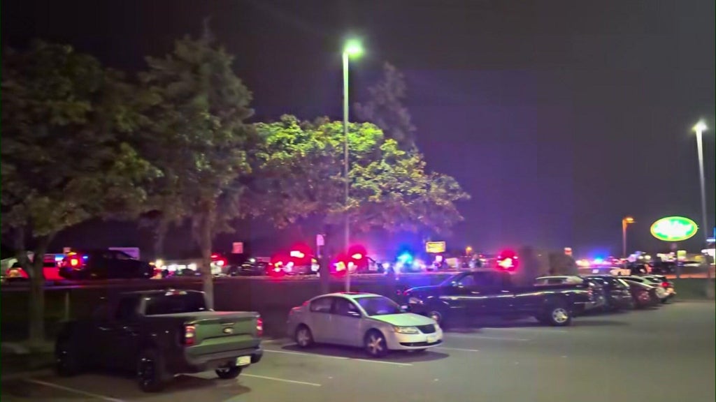 Police respond to Osseo High School after several fights break out at end of football game — WCCO / CBS Minnesota, Maple Grove Schools news