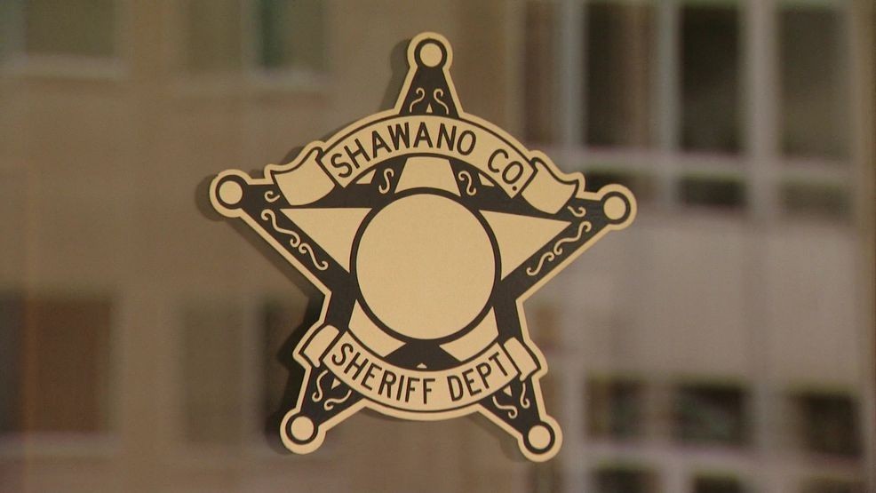 Pickup driver dies after collision with dump truck in Shawano County — Fox 11 Green Bay Local