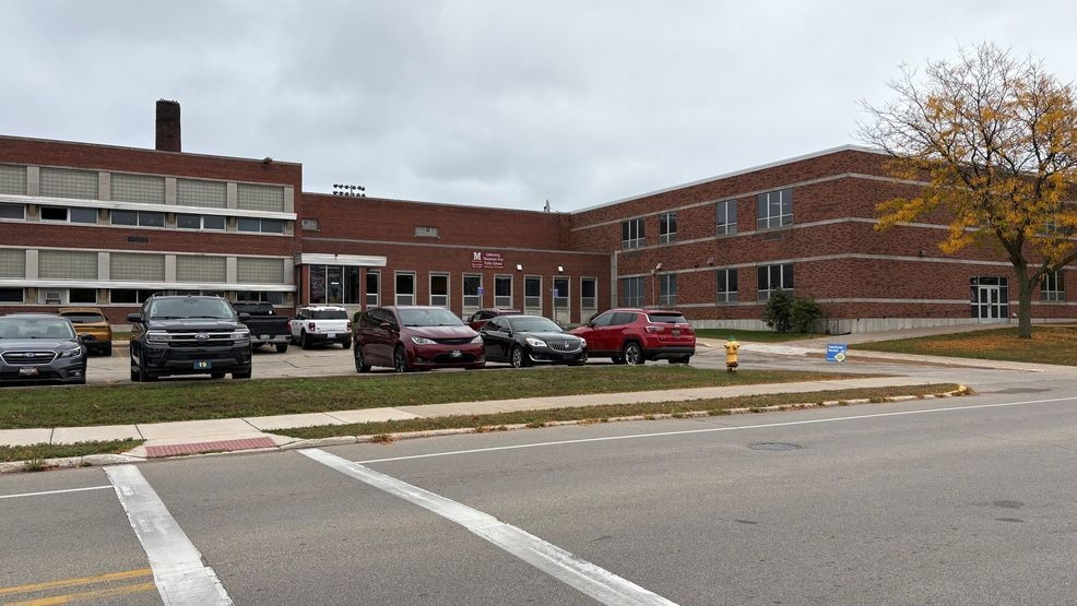 Fentanyl found in Menominee Elementary hallway; police investigating how it got there — Fox 11 Green Bay Local, Maple Grove Community news