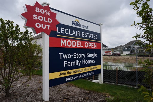 The average 30-year US mortgage rate dips to 7.24%, the lowest level in more than a month. — Maple Grove Real Estate news