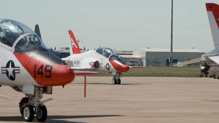 Pilots and emergency crews mobilize in North Texas amid Hurricane Isaias evacuation — WFAA (Dallas-Fort Worth), Maple Grove Community news